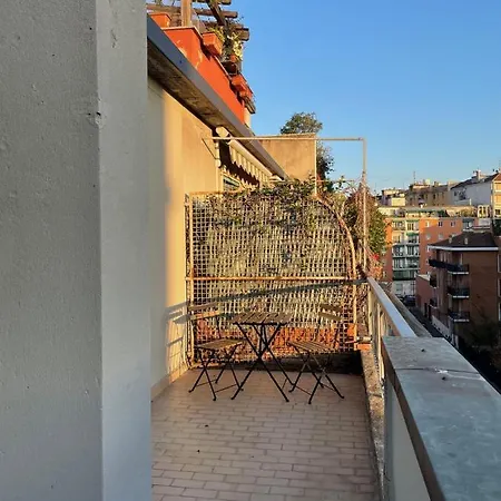 B Apartment *